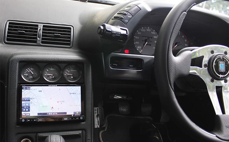 ニッサン スカイライン GT-R R32 - サムネイル